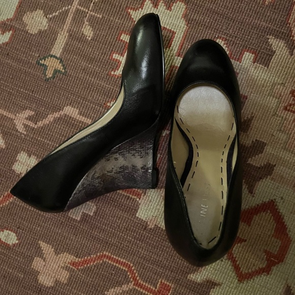 Nine West Snakeskin Pattern Wedges. Size 7  Super Sexy Shoes! - Picture 11 of 16